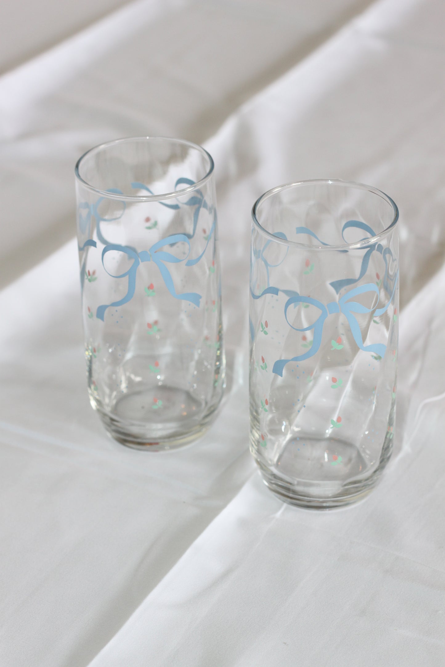 Bow Decal Glasses (set of 2)