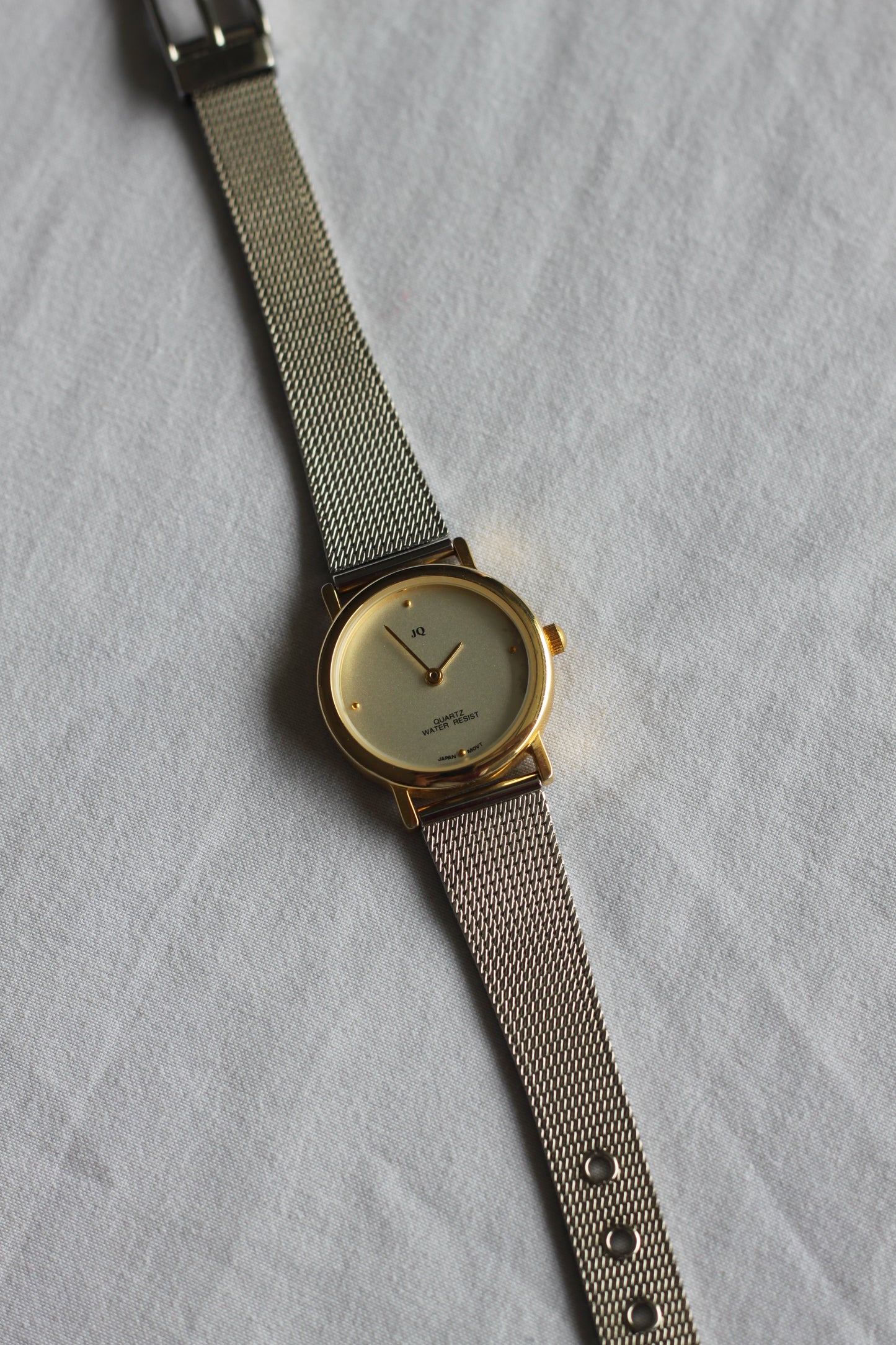 Mixed-Metal Quartz Belt Clasped Watch