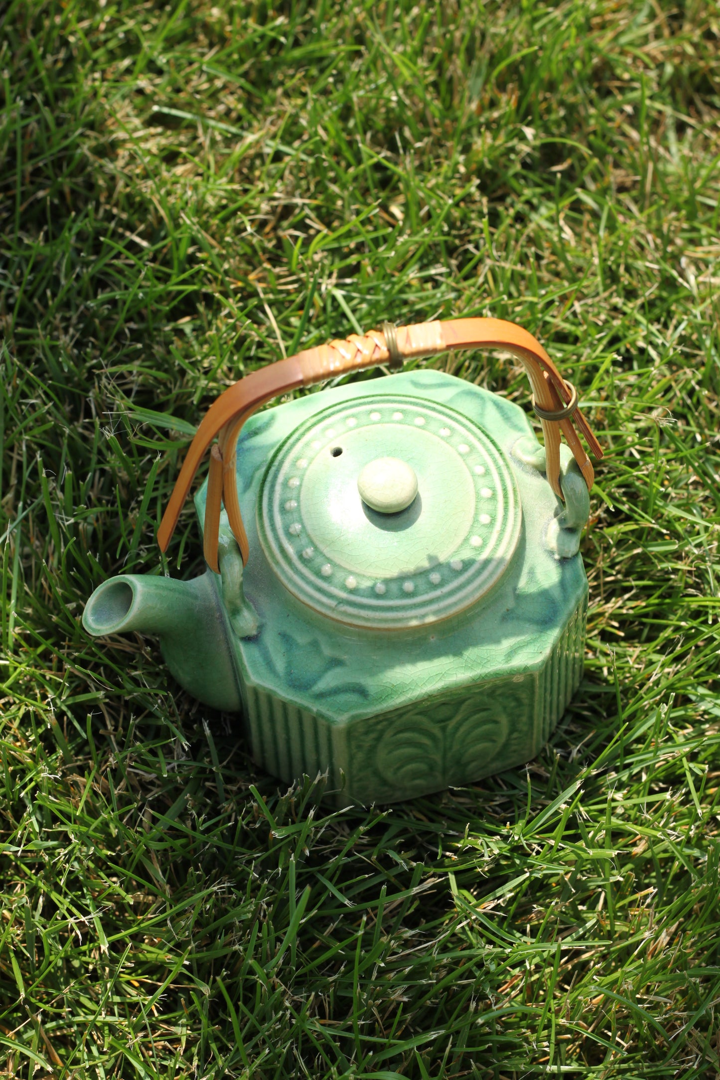 Ceramic Tulip Tea Pot