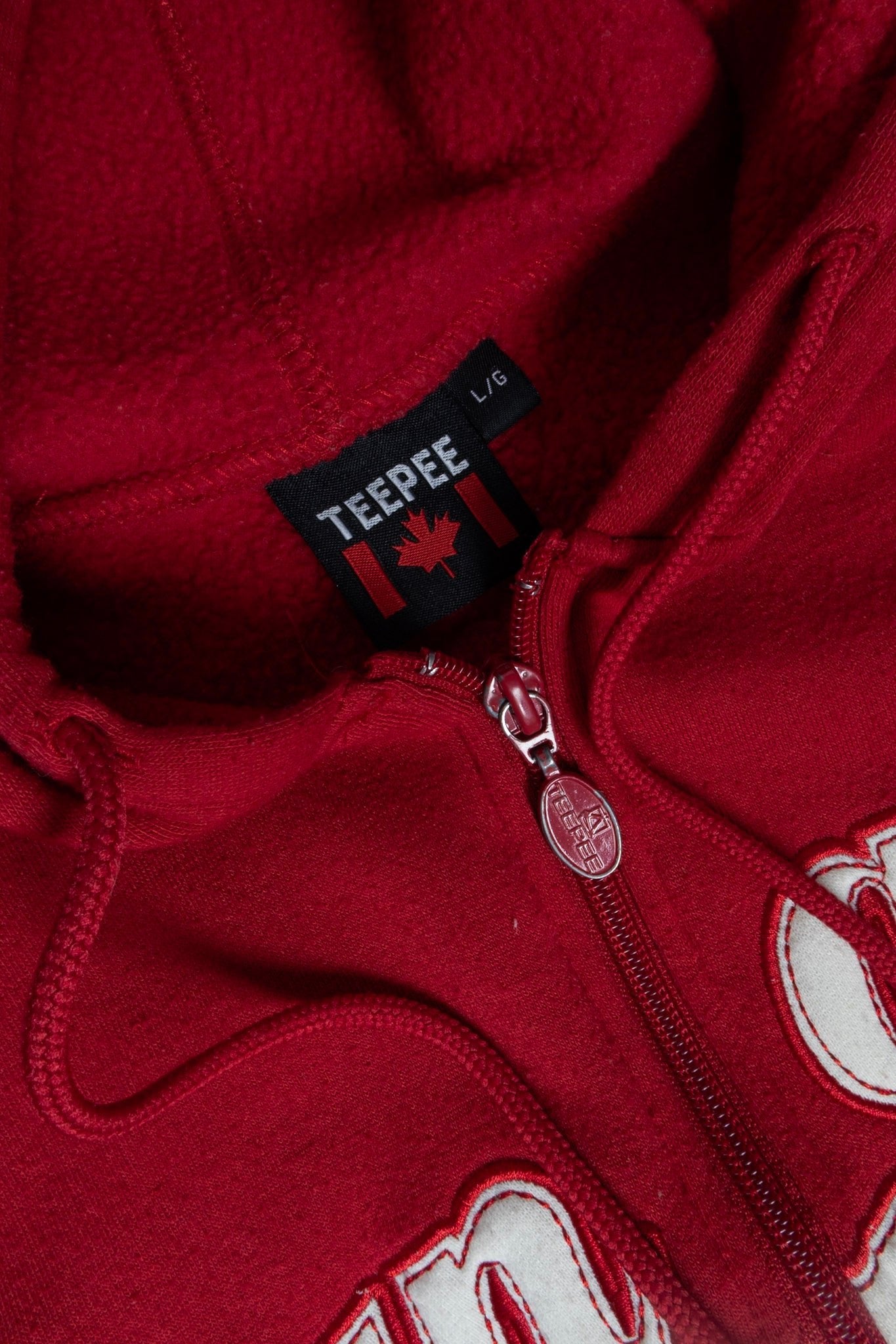 Canada Detailed Zip Up