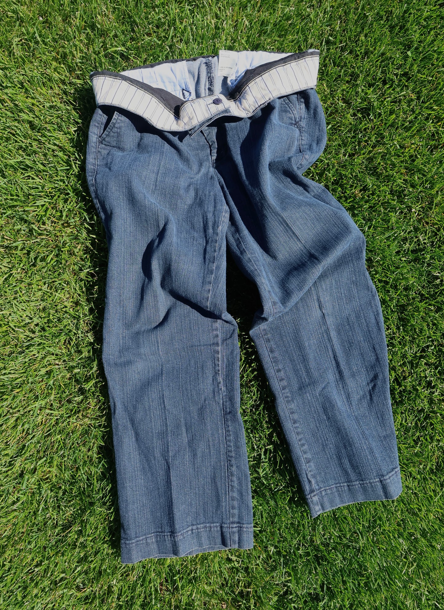 Adorable Coastal Dockers Capris