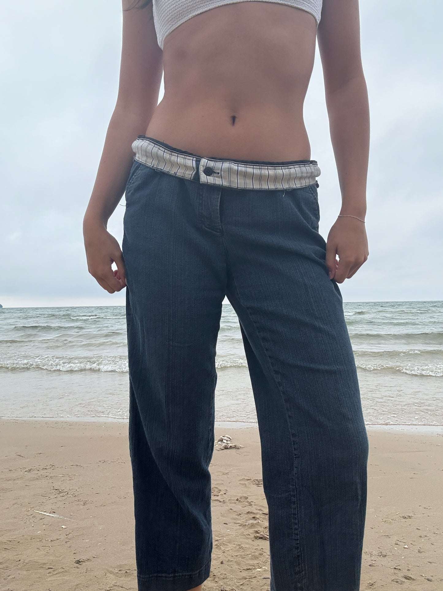 Adorable Coastal Dockers Capris