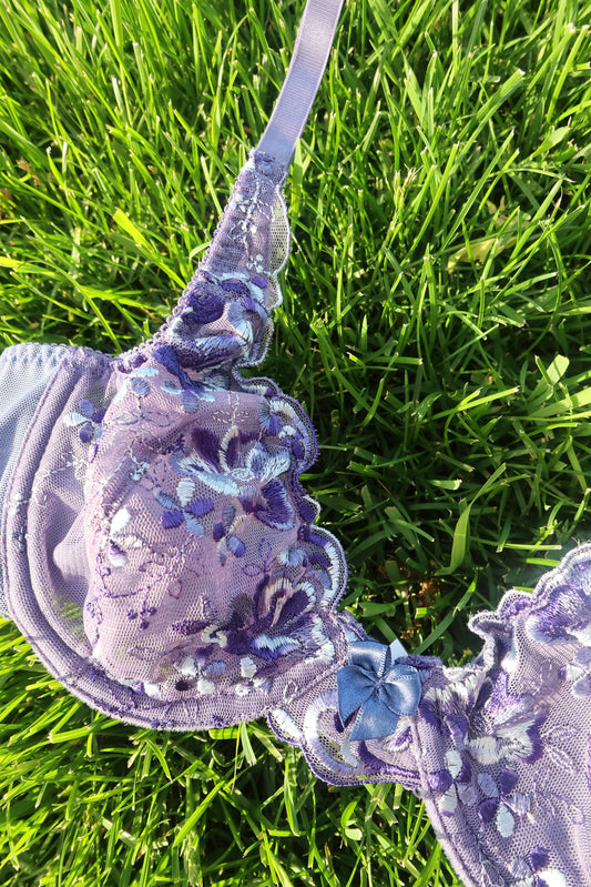 Vintage Lilac Bra